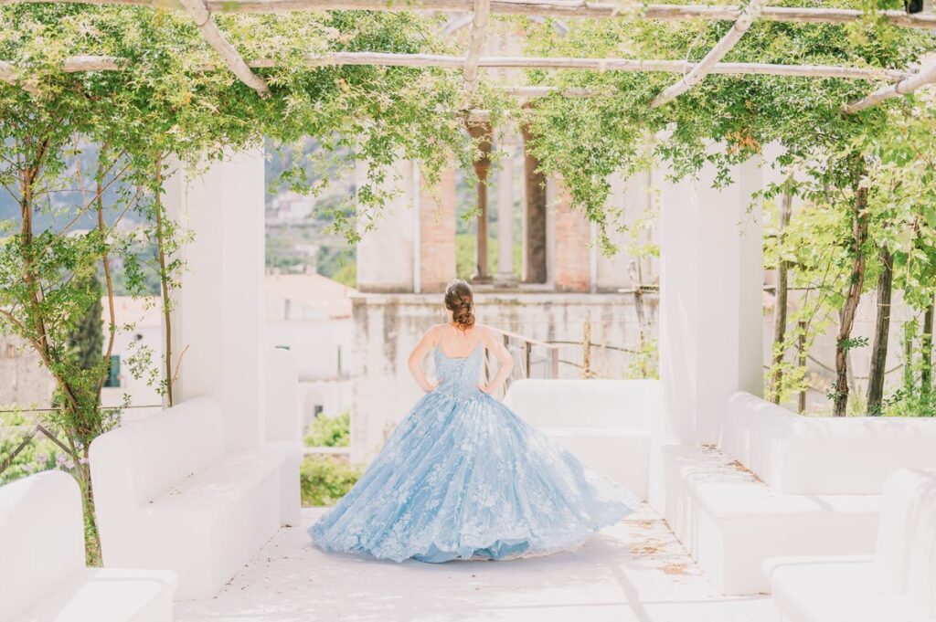 Amalfi Coast quinceañera photo shooting