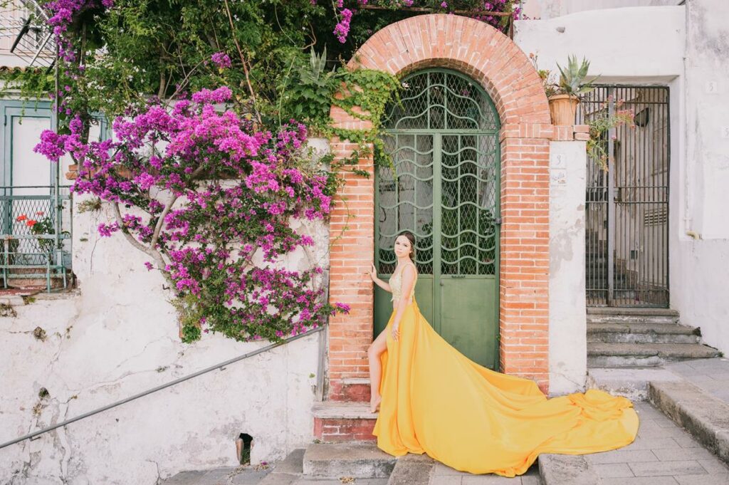 Amalfi Coast quinceañera photo shooting