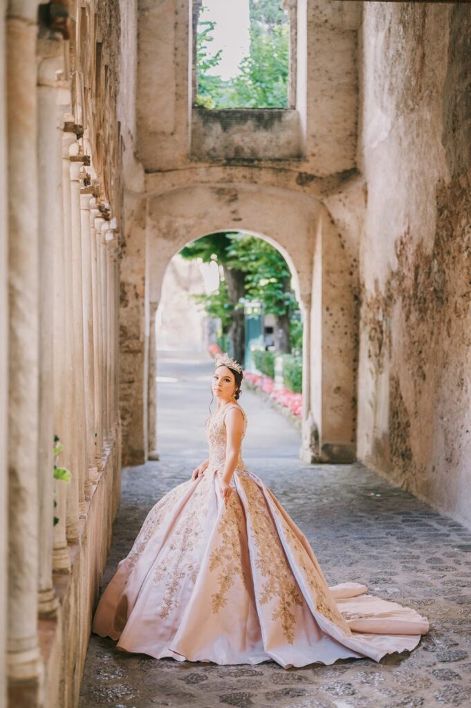 Amalfi Coast quinceañera photo shooting