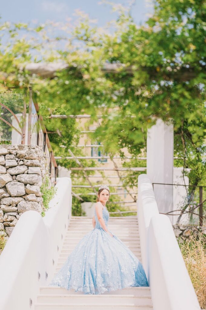 Amalfi Coast quinceañera photo shooting