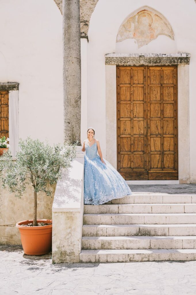 Amalfi Coast quinceañera photo shooting