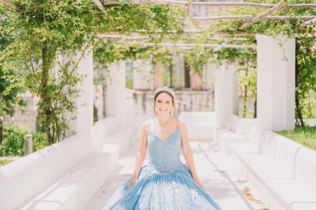 Amalfi Coast quinceañera photo shooting