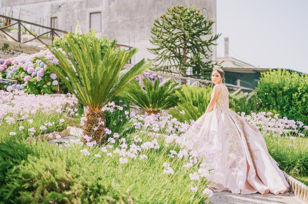 Amalfi Coast quinceañera photo shooting