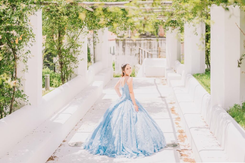 Amalfi Coast quinceañera photo shooting