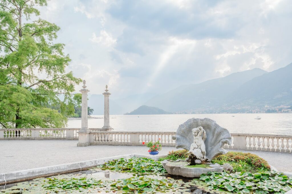 Lake Como engagement shooting